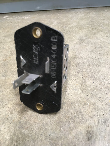 06-15104-000 BLOWER RESISTOR FOR FREIGHTLINER TRUCK